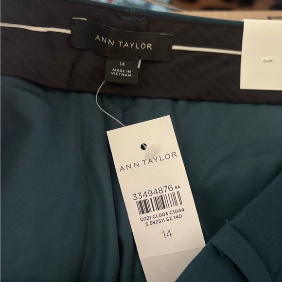 Ann Taylor High Rise Wide Leg Pants || NWT || Size 14 - Picture 7 of 9